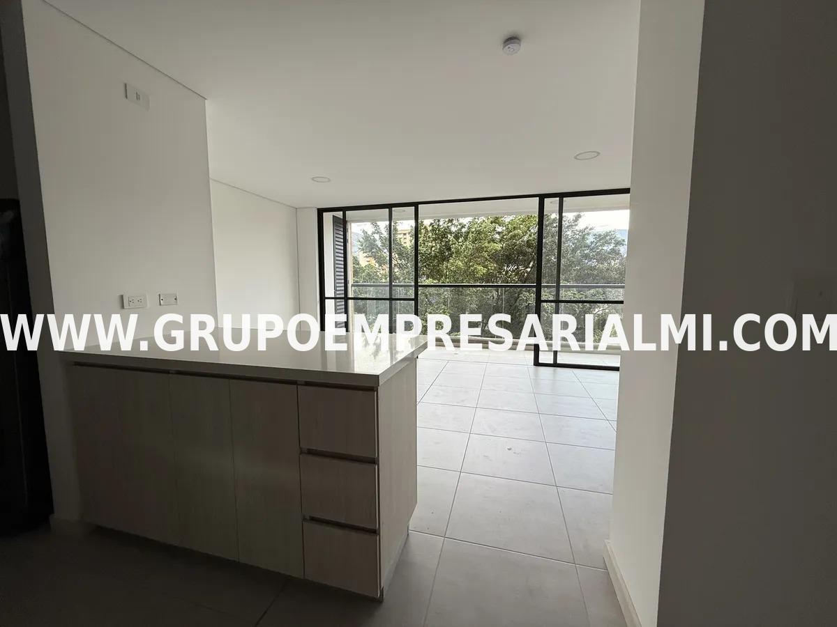 MARAVILLOSO APARTAMENTO EN VENTA - SECTOR LAURELES COD: 32954