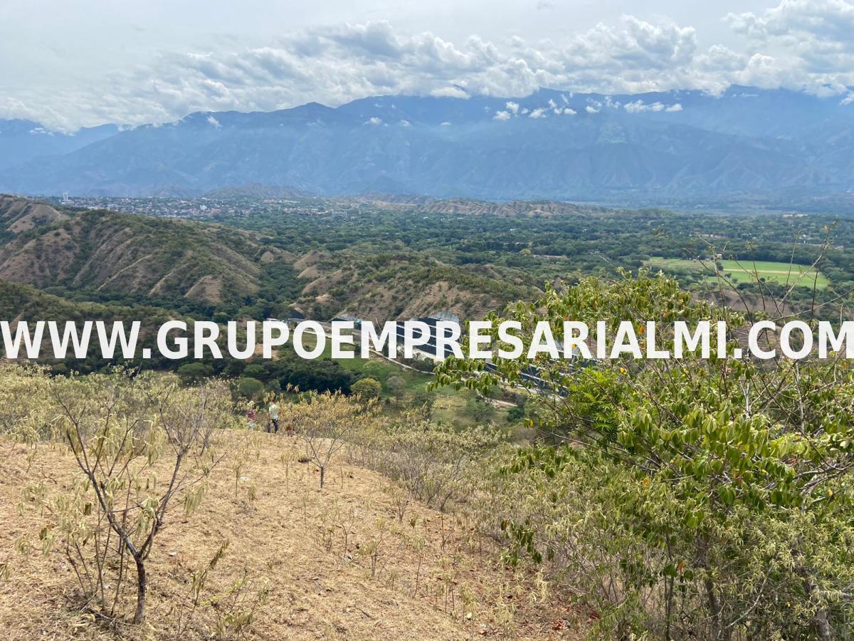 ESPECTACULAR LOTE EN VENTA - SECTOR CARVAJALINE COD: 32961
