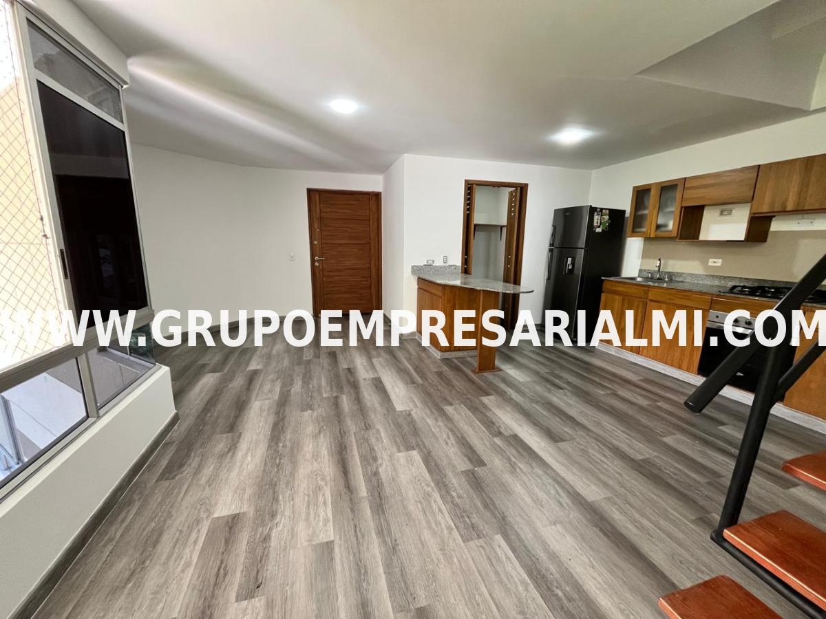 APARTAMENTO DÚPLEX EN ARRIENDO - SECTOR LAS LOMITAS COD: 32991