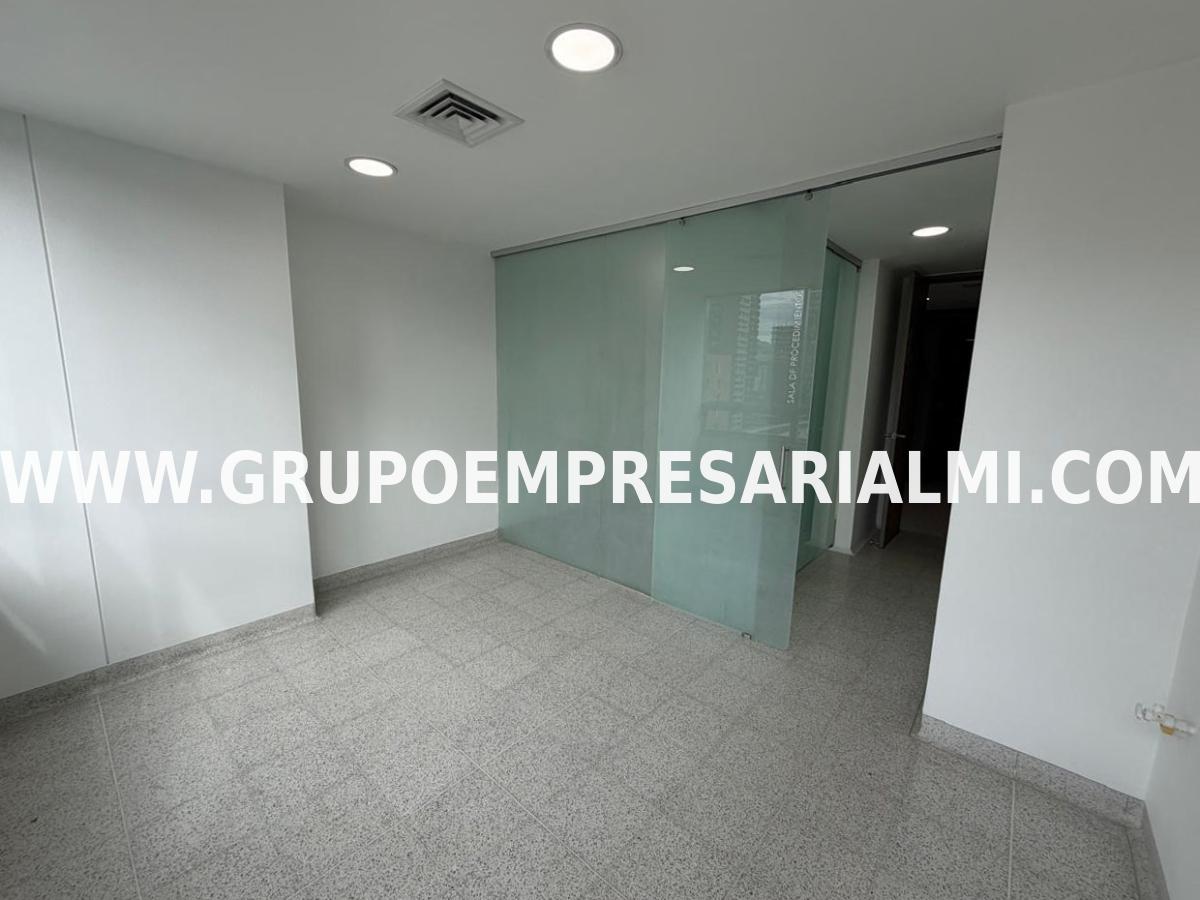 MARAVILLOSA OFICINA EN ARRIENDO - SECTOR CIUDAD DEL RÍO COD: 22454