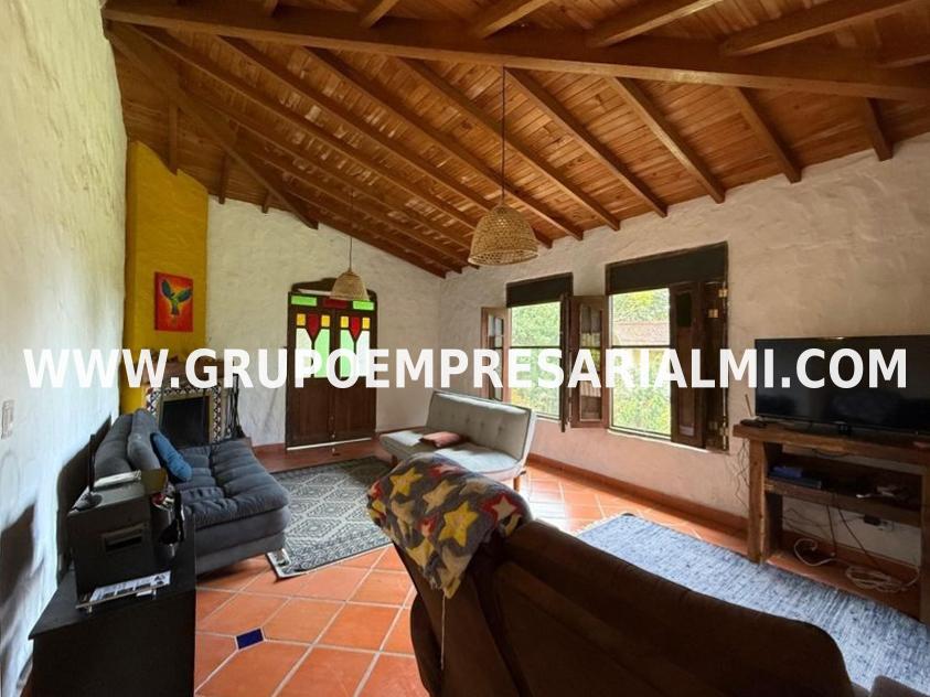 CASA FINCA EN VENTA - SECTOR CARMÉN DEL VIVORAL COD: 33428