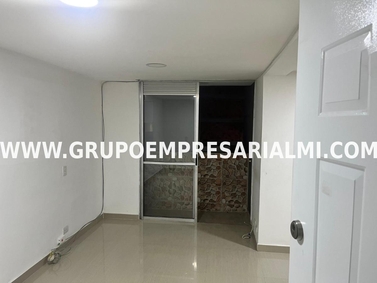 CÓMODO APARTAMENTO EN VENTA - SECTOR PAJARITO COD: 33445