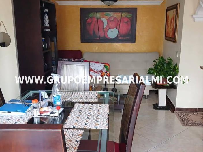 AGRADABLE APARTAMENTO EN VENTA - SECTOR VALERIA COD: 33487