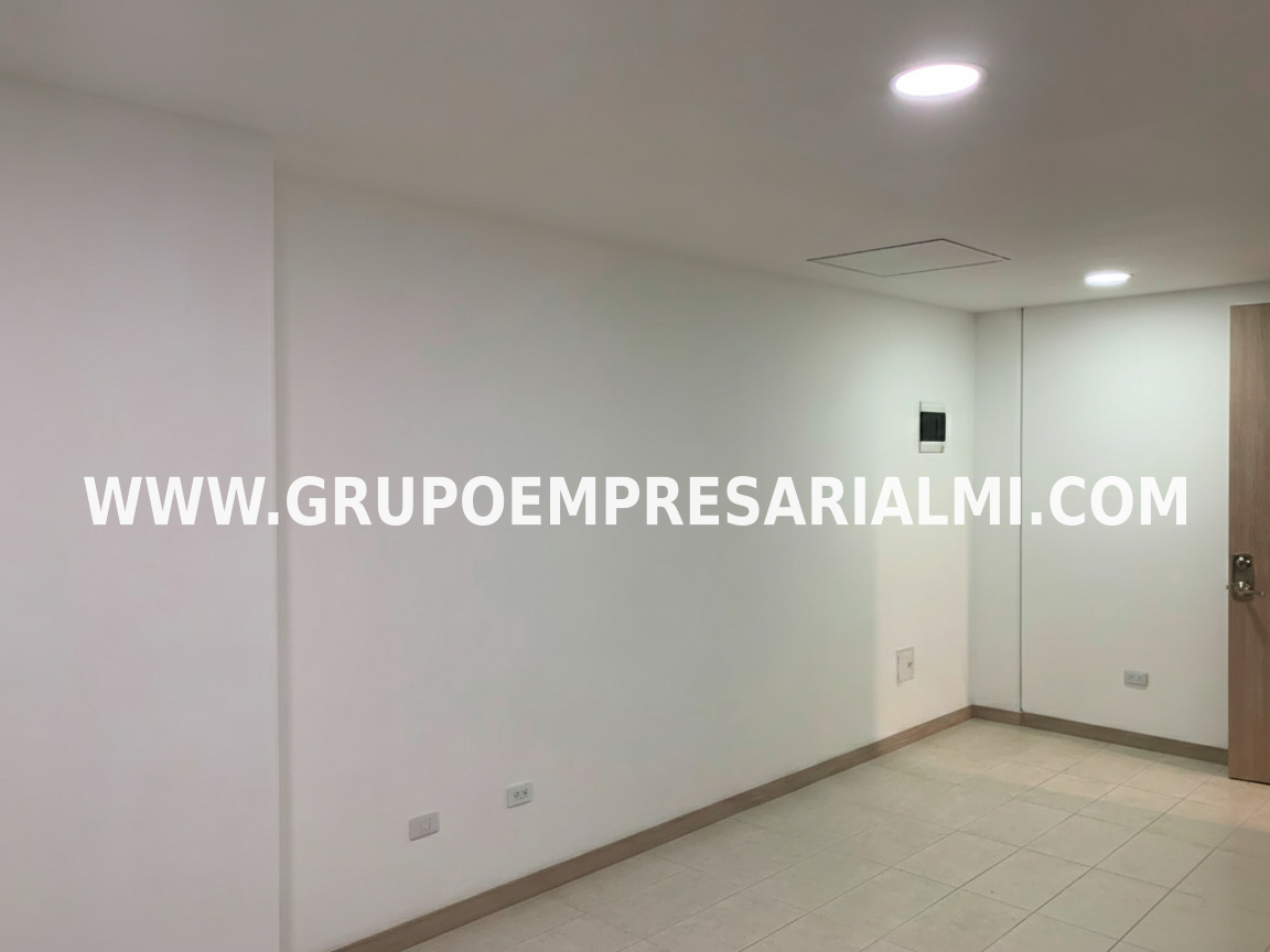 MARAVILLOSA OFICINA EN ARRIENDO - SECTOR LA FLORESTA COD: 33559