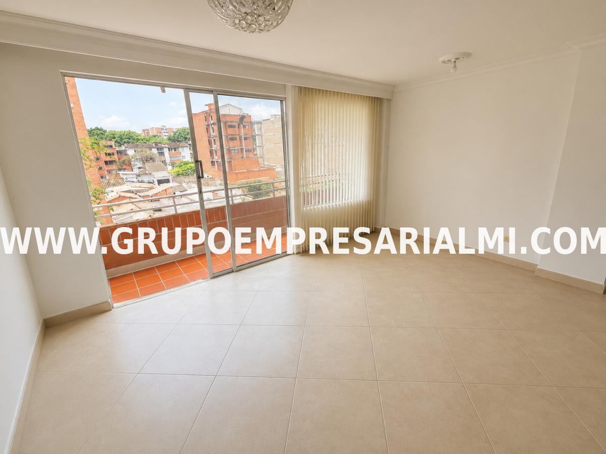 FABULOSO APARTAMENTO EN VENTA - SECTOR LAURELES COD: 33741
