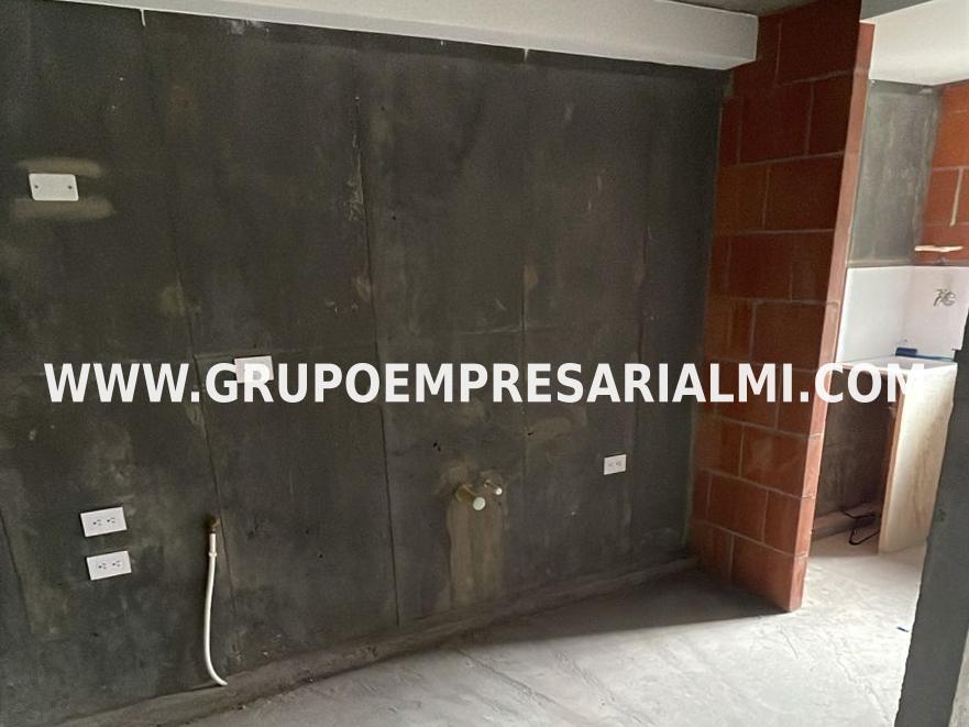 AGRADABLE APARTAMENTO EN VENTA - SECTOR SANTA ANA COD: 33743