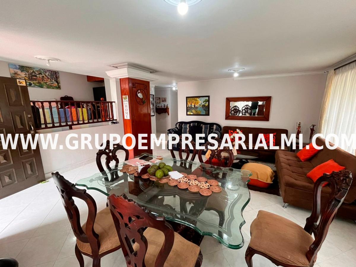 HERMOSO APARTAMENTO EN VENTA - SECTOR MIRAVALLE COD: 33751