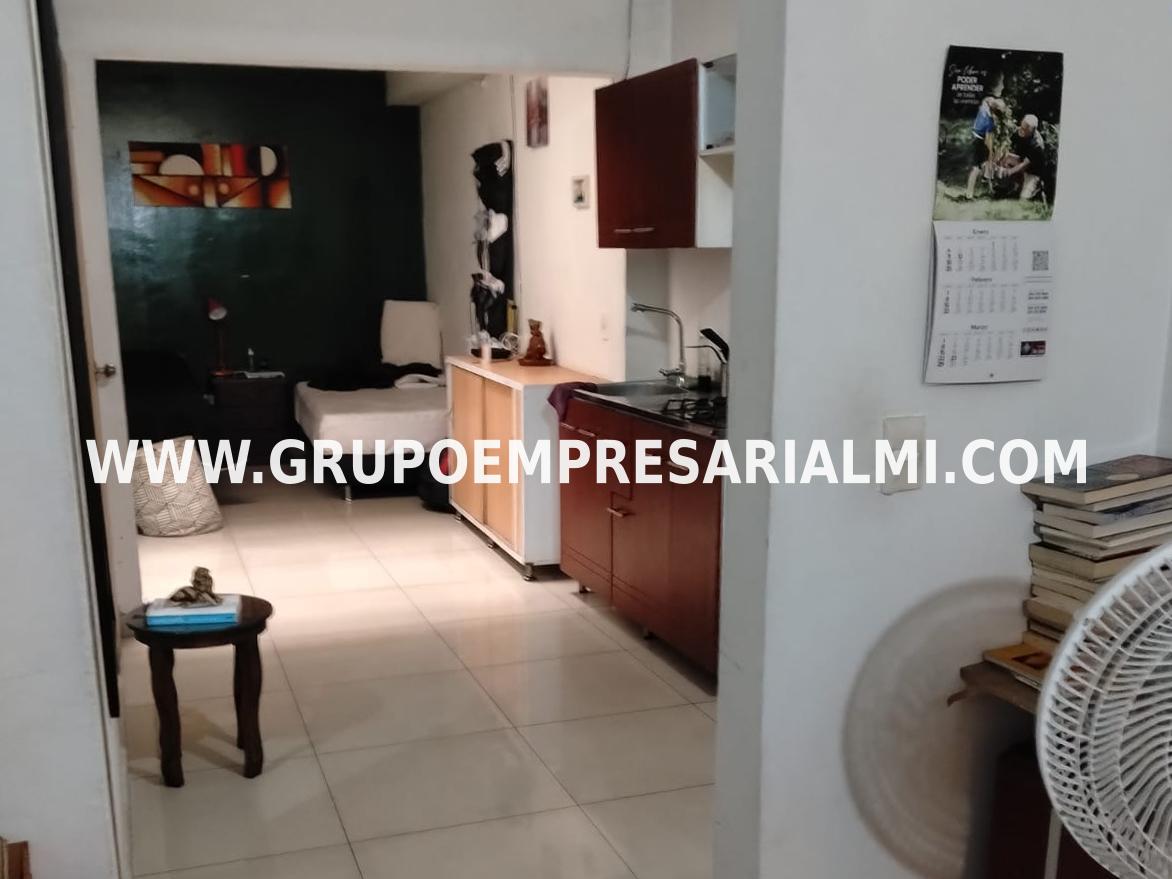 APARTAESTUDIO AMOBLADO EN ARRIENDO - SECTOR SANTA MONICA COD: 33787