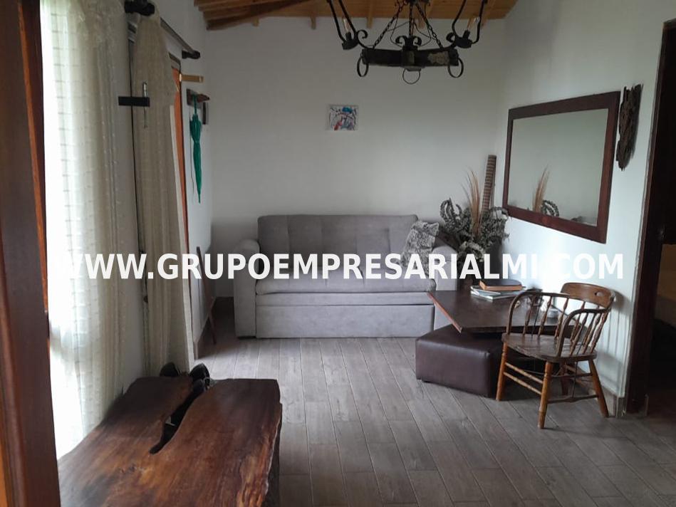 APARTAESTUDIO AMOBLADO EN ARRIENDO - SECTOR LAS LOMITAS COD: 33815