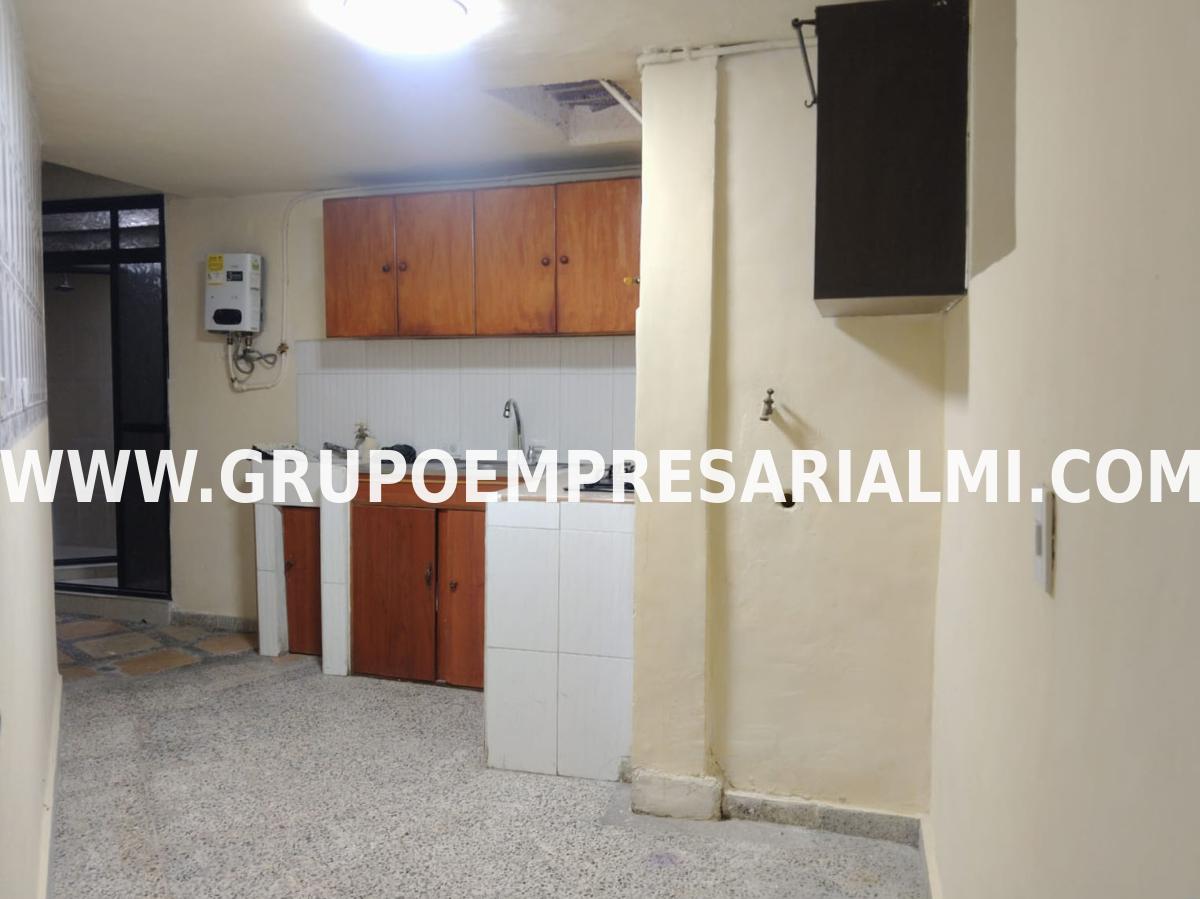 MARAVILLOSA CASA UNIFAMILIAR EN VENTA - SECTOR BOSTON COD: 33841