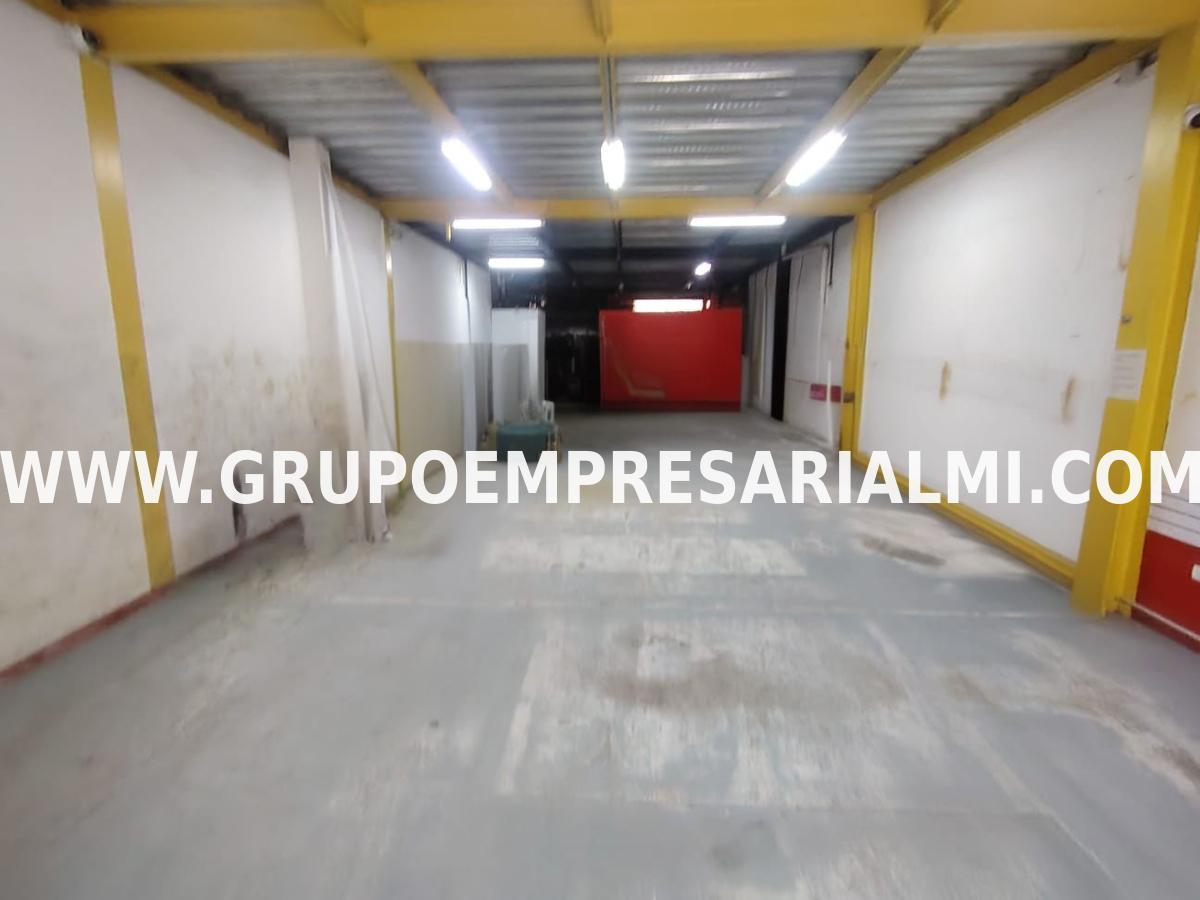 AMPLIA BODEGA EN ARRIENDO - SECTOR LA AMÉRICA  COD: 33901