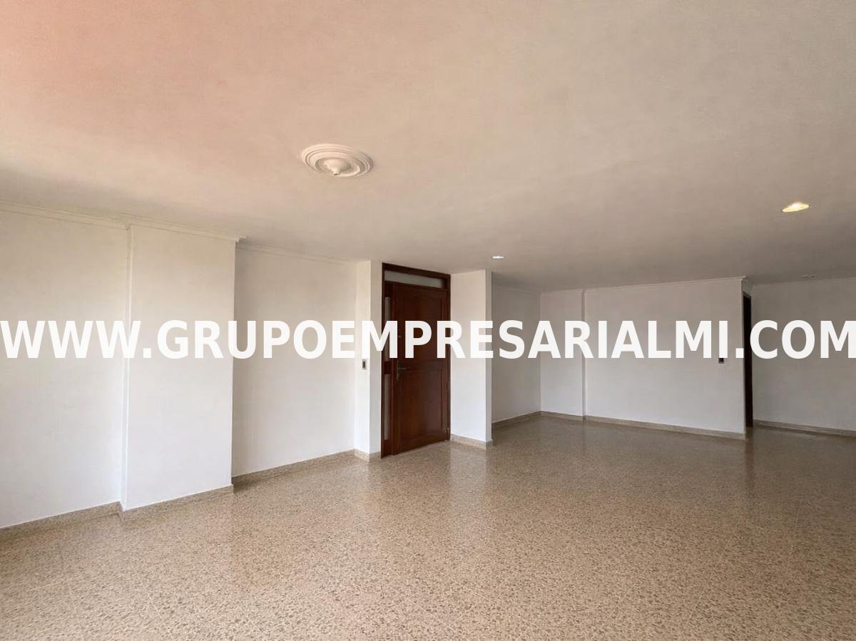 HERMOSO APARTAMENTO EN ARRIENDO - SECTOR PROVENZA COD: 33954