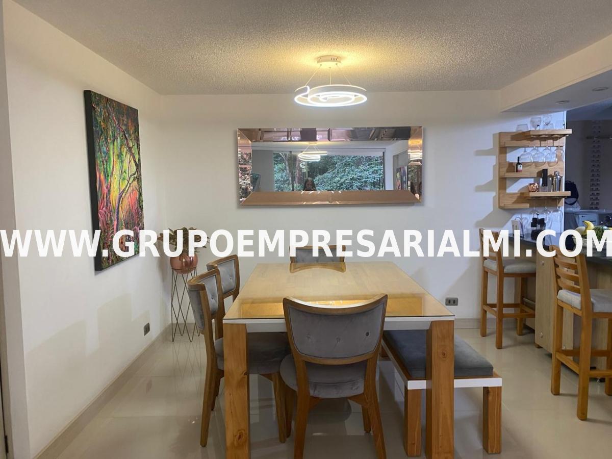 HERMOSO APARTAMENTO EN VENTA - SECTOR LOMAS DE LOS BERNAL COD :  33960 COD: 33960