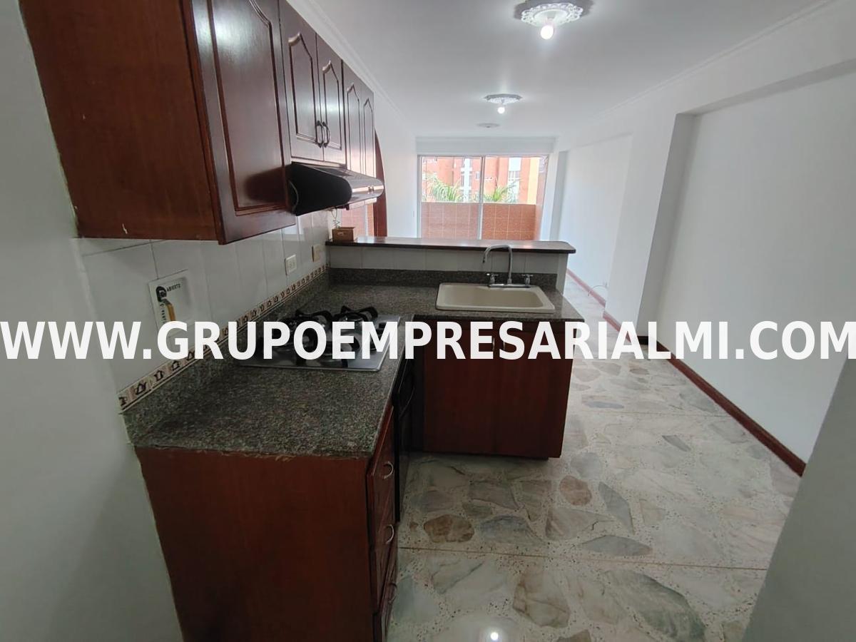 ESPECTACULAR APARTAMENTO EN ARRIENDO SECTOR LAURELES COD: 34001