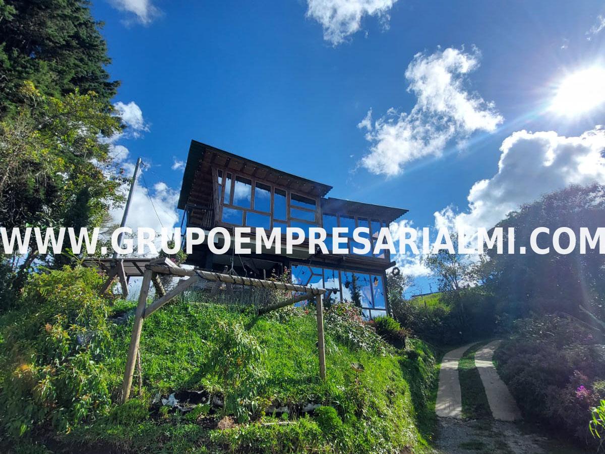 HERMOSA CABAÑA EN ARRIENDO SANTA ELENA, VEREDA LA PALMA COD: 34042