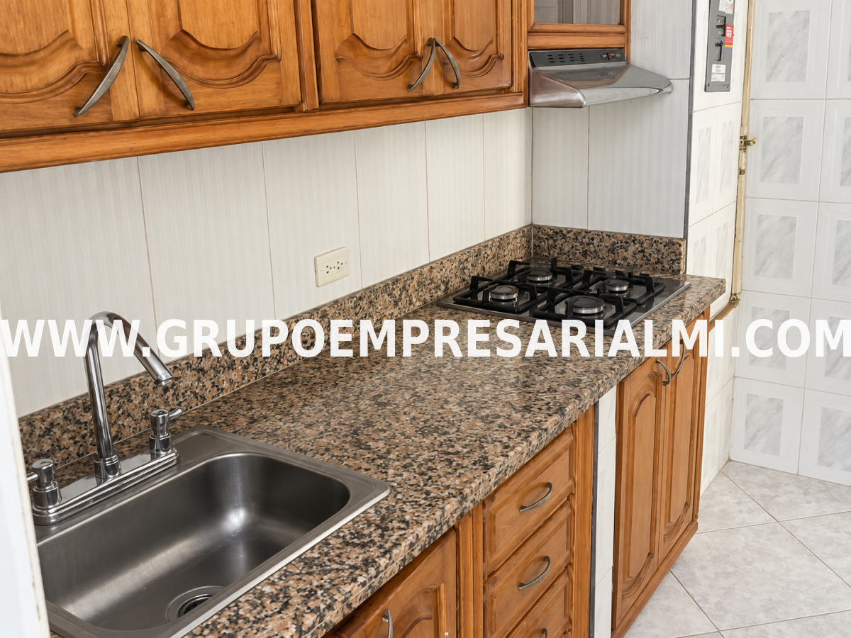 AGRADABLE APARTAMENTO EN VENTA  - SECTOR PRADO CENTRO  COD: 34085