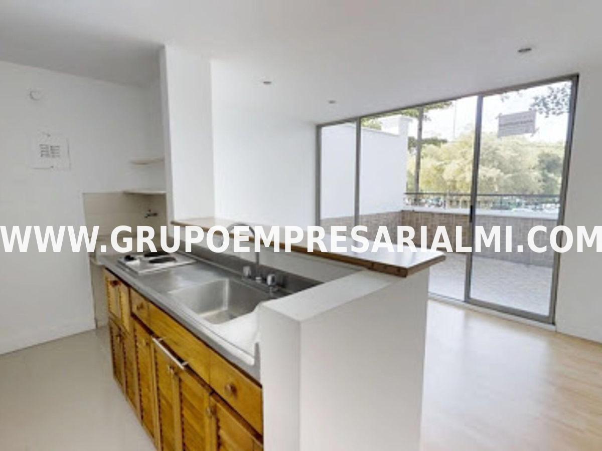 HERMOSO APARTAMENTO DUPLEX EN VENTA - SECTOR AGUACATALA COD: 34107