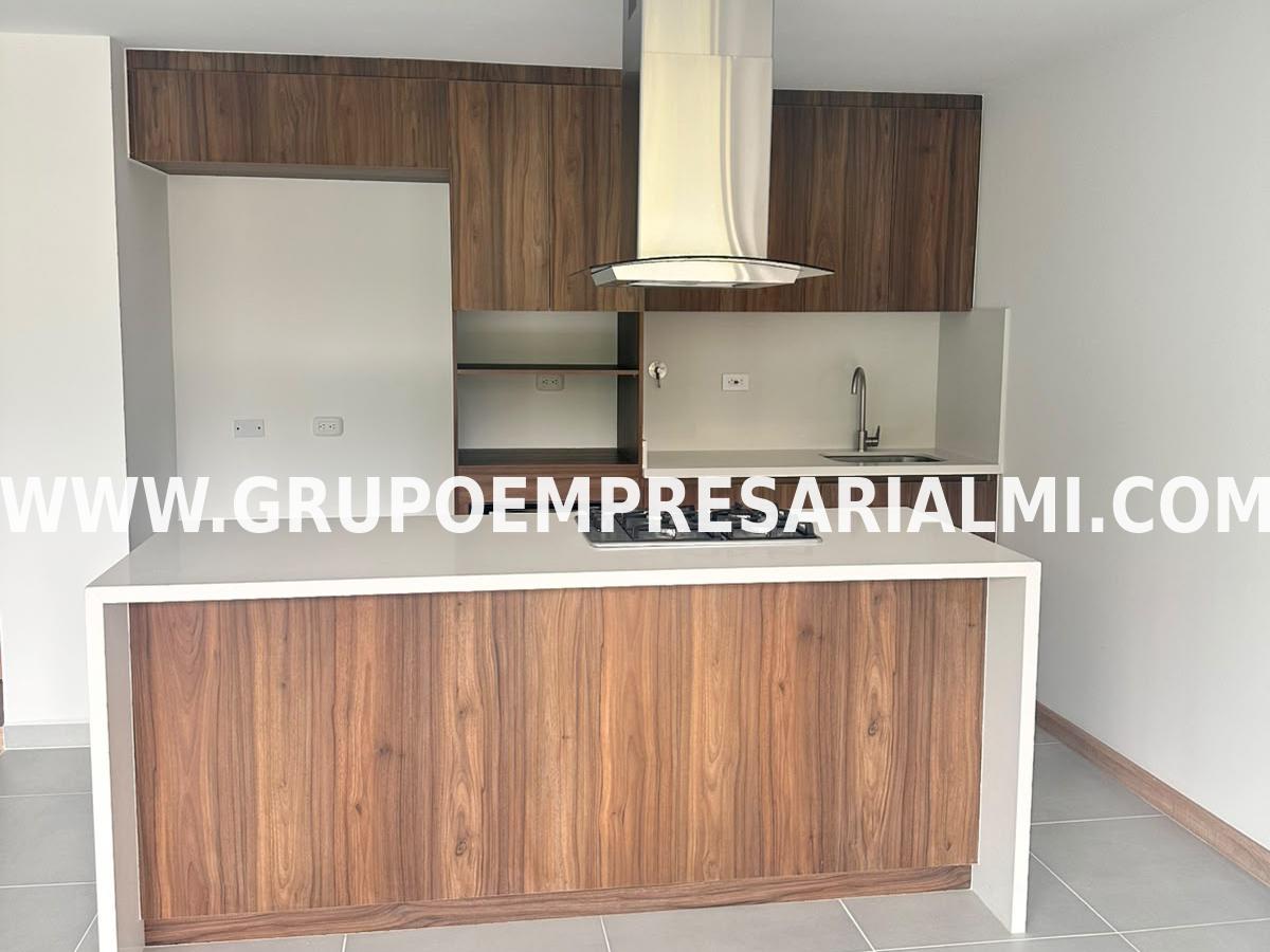 HERMOSO APARTAMENTO EN  VENTA - SECTOR SAN JOSÉ   COD: 34149