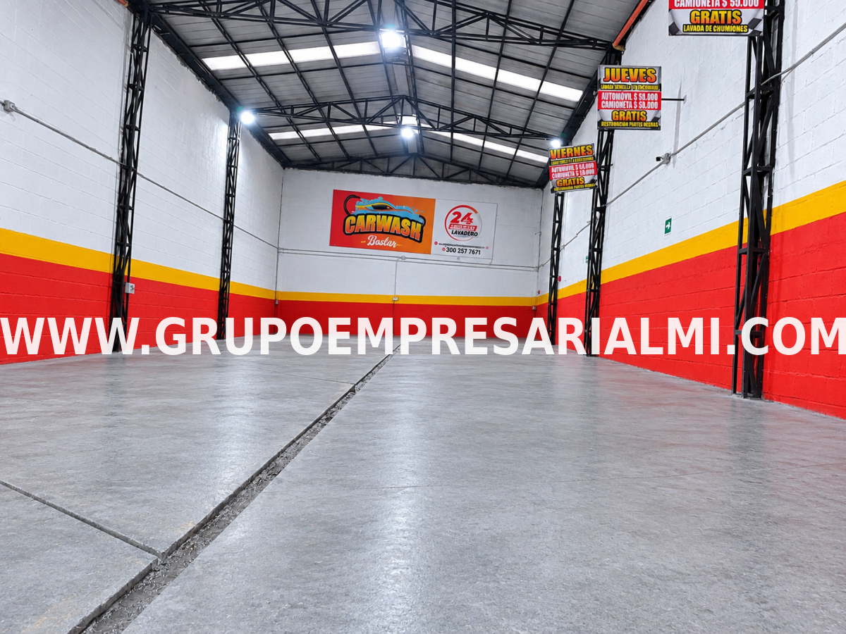 ESPECTACULAR BODEGA EN VENTA - SECTOR BOSTON COD: 34215