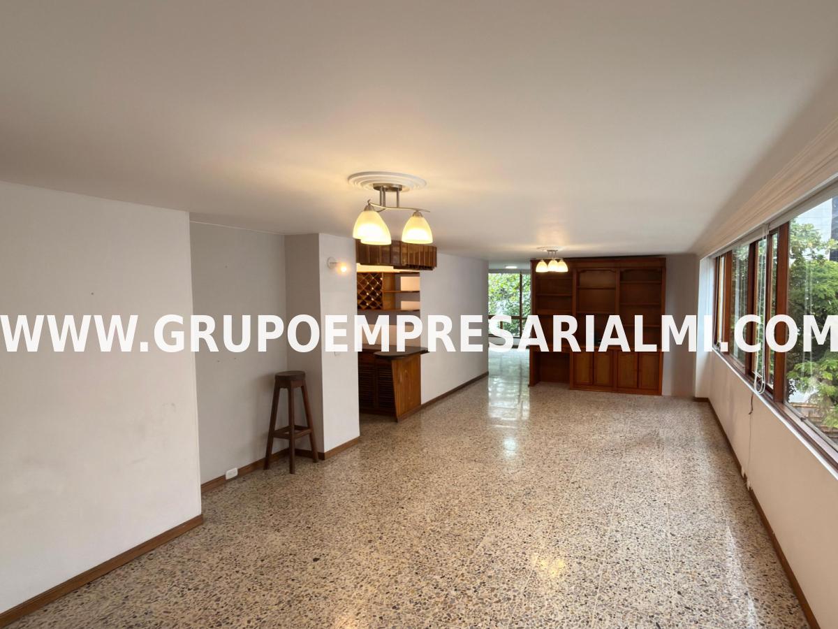 HERMOSO APARTAMENTO  EN VENTA - SECTOR  EL POBLADO  COD: 34228