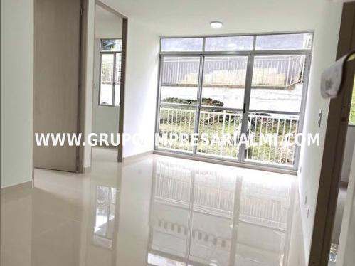 HERMOSO APARTAMENTO EN VENTA -  SECTOR  LA AURORA, ROBLEDO COD: 34236