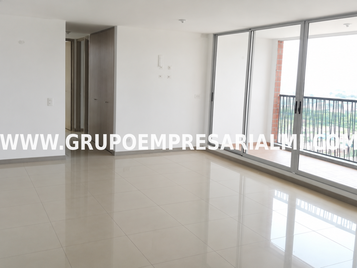 HERMOSO APARTAMENTO EN ARRIENDO - SECTOR MAYORCA COD: 4202